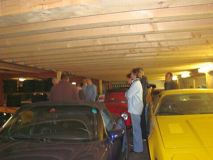 2010-05 Jensen Car Club zu Besuch 076.jpg